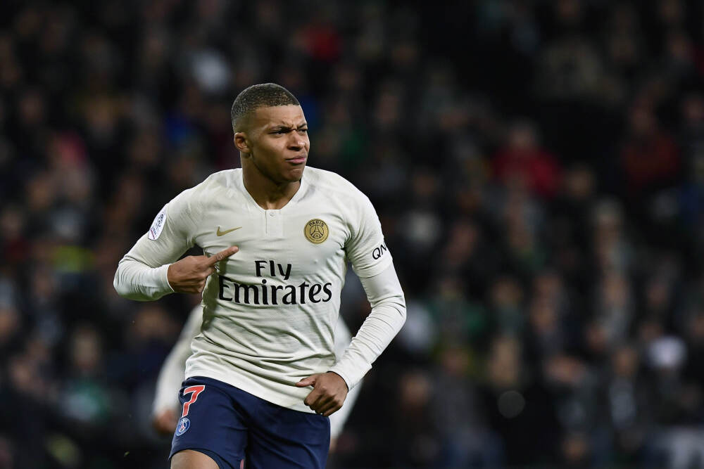 宗校立：黄金见证历史，后市怎么看？